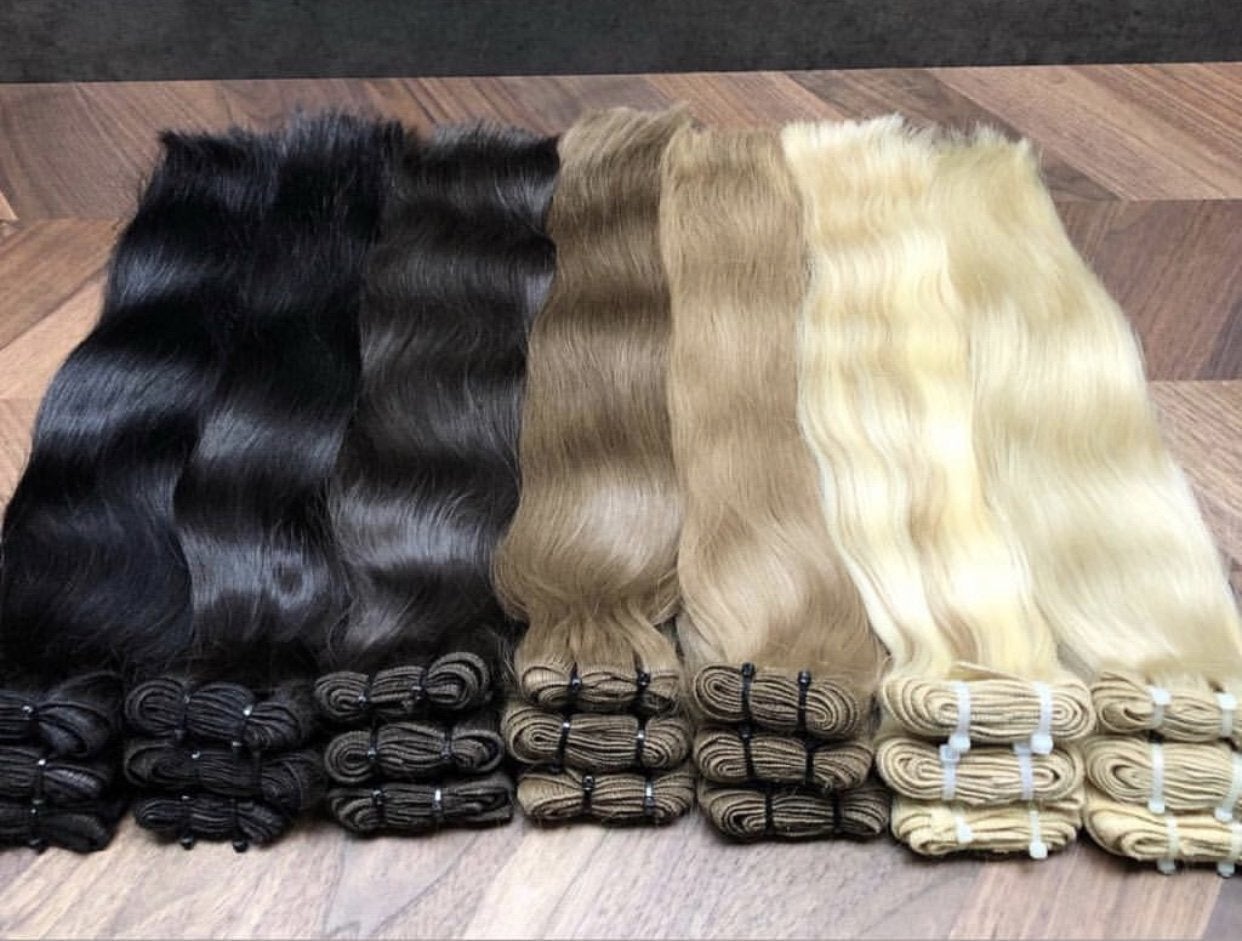 Machine Wefts / Bundles Color _10/DB2 GVA hair_One donor line.