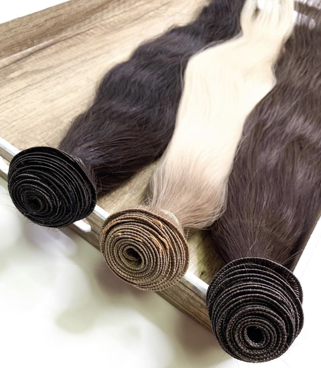 Wefts DARK OMBRE.